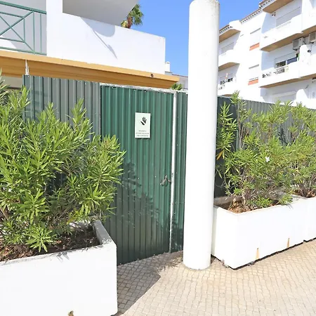 A32 - Lancemar Flat In * Albufeira