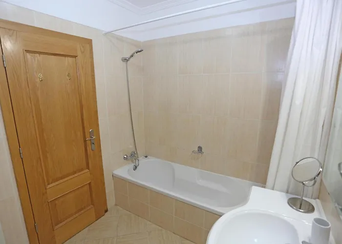 A32 - Lancemar Flat In *